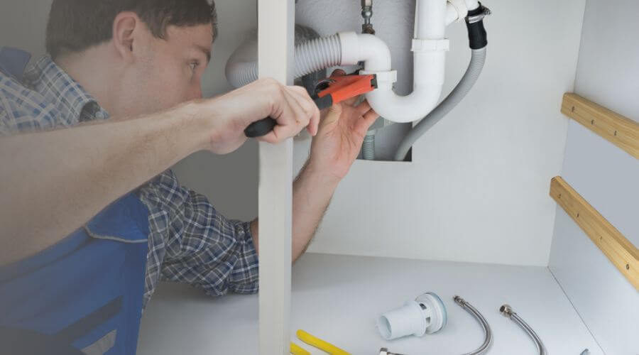 Local tankless water heater installation in Medaryville, IN